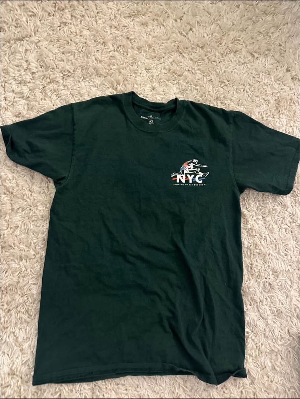 Urban Outfitters Dark Green NYC Graphic Short Sleeve Tee